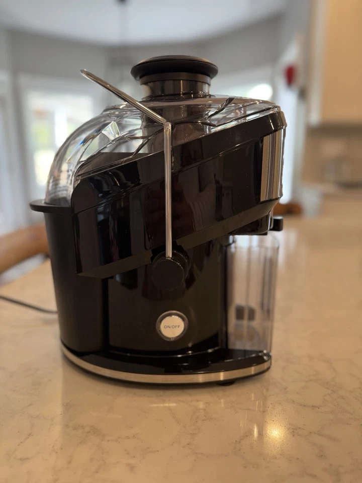 Extrator de suco compacto Cuisinart CJE-500 preto - Imagem 4 de 4