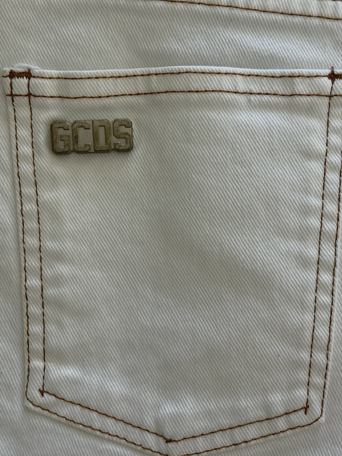 GCDS Women’s Cream 2” Denim Logo Jean Shorts Size Small Rare Made In Italy