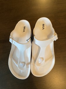 mia sandals white