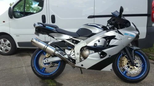 Kawasaki Street Motorcycle Motorcycle Slip - On Exhausts & Silencers