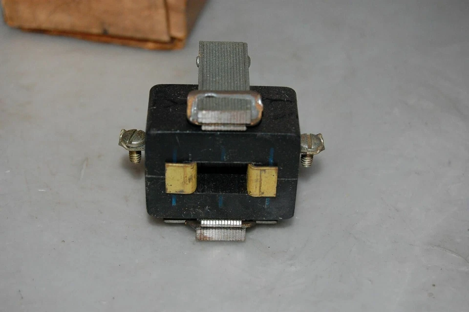 Furnas COIL KIT 105743-37 - Image 2 of 4