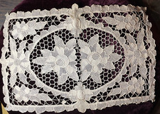 NEEDLE LACE - EMBOSSED FLOWERS - Early 20th century - handmade