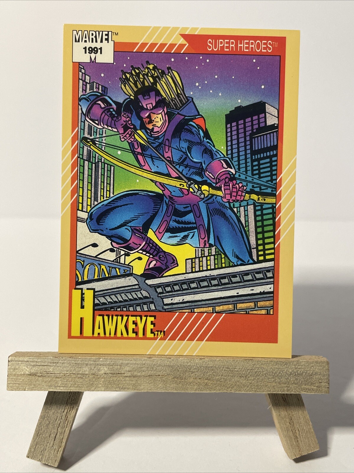 1991 Impel Marvel Universe Series 2. HAWKEYE #20. Mint Condition. Sharp Corners
