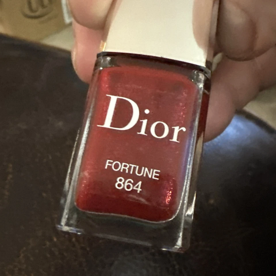 Esmalte de uñas DIOR Vernis FORTUNE #864 edición limitada gel brillo/brillo raro difícil de encontrar Foto 4 de 4