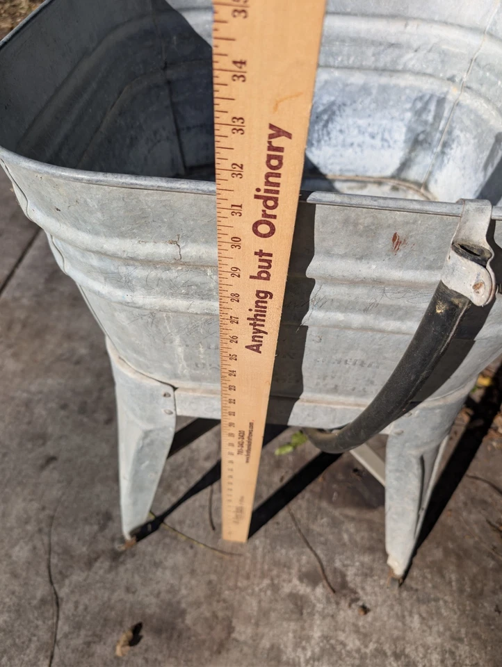 VTG Basin Farm Wash Tub Wheeled CH  Stand Galvanized Metal Stand Drain Planter - Image 3 of 4