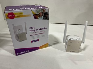NETGEAR EX6120100NAS Wi-Fi Range Extender - Used