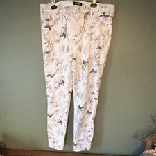 Buffalo David Bitton Women's Ankle Skinny Pants White/Gray Floral Twill Stretch