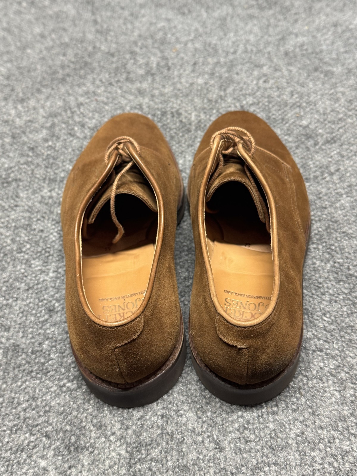 SAOLA Crockett & Jones Latimer marrone scamosciato tinta unita davanti derby Inghilterra uomo UK 8 US 9