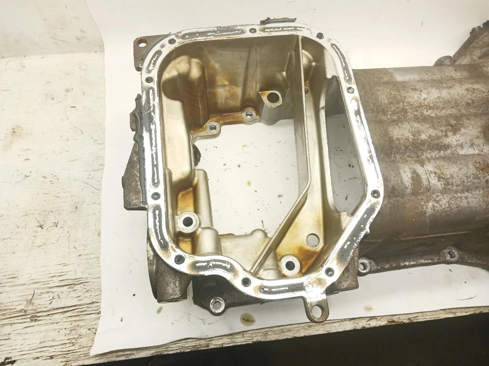 '07-'18 NISSAN ALTIMA upper Oil Pan 3.5L OEM 6 Month Warranty! - Image 3 of 4