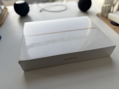 New Apple MacBook 12'' (512GB, Intel Core i5, ‎ 8GB ) Laptop 2017