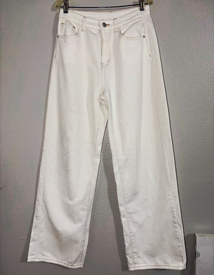 Dazy Women's White Denim Straight Leg Jeans 100% Cotton 5-Pocket Zip/Button