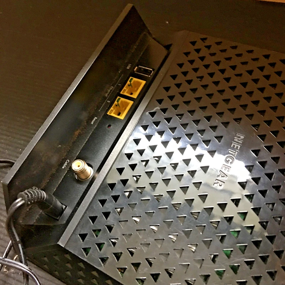 Netgear AC1600 Wifi Cable Modem Router Model: C6250 - Image 4 of 4