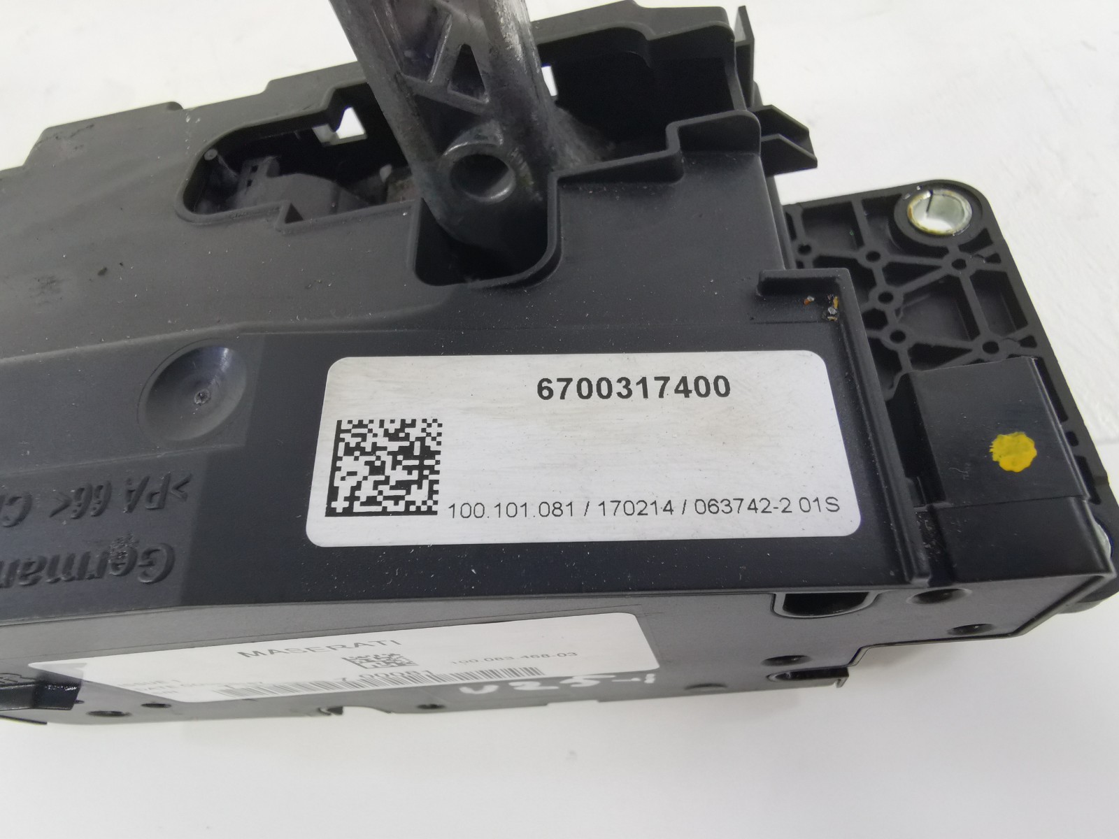 Maserati Levante 2017 AWD AUTO 3.0 L Floor Gear Shifter Selector Lever OEM
