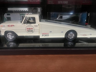 1/18 1970 Ford F-350 Ramp Truck Beige with Graphics ''Holman Moody'' Limited Editi