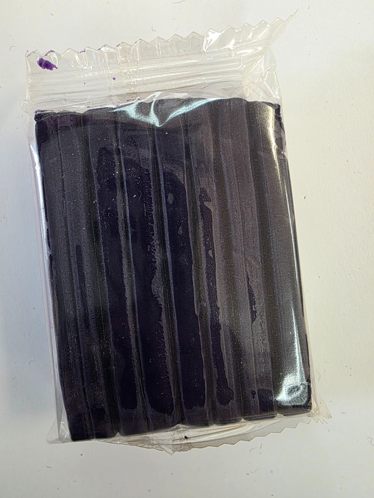GRAPE (DARK PURPLE)