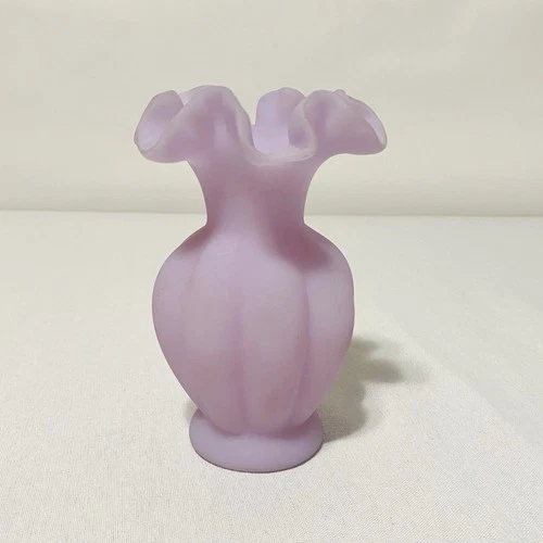 Vintage Fenton Dichroic Purple/White Ruffled Melon Vase ~ Rare