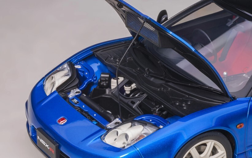 73218 AUTOart 1:18 Honda NSX-R (NA2) (Long Beach Blue Pearl) model