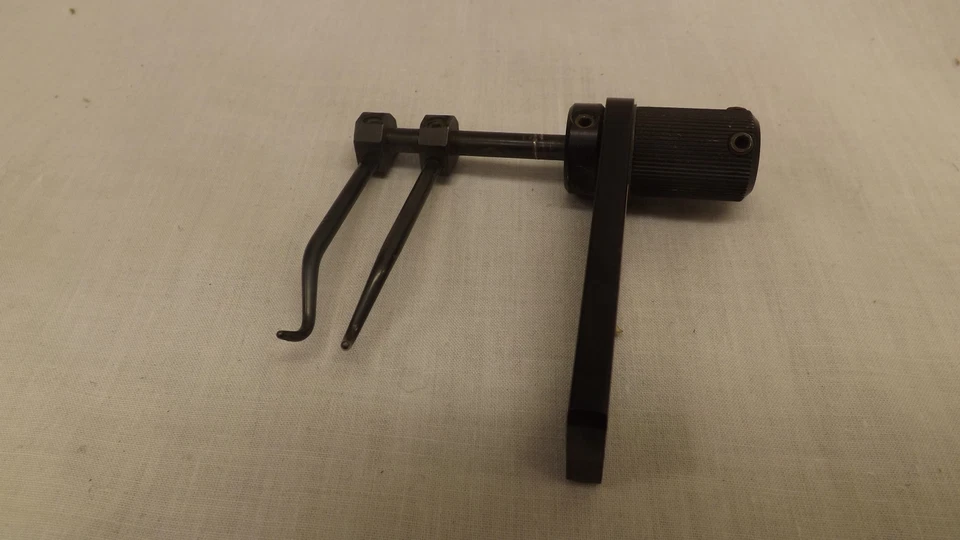 NEW Golden Ket Futura  Right Hand Arrow Rest   - Image 2 of 3