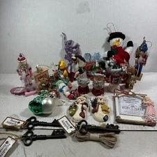 Lot Of 23 Various Christmas Ornaments