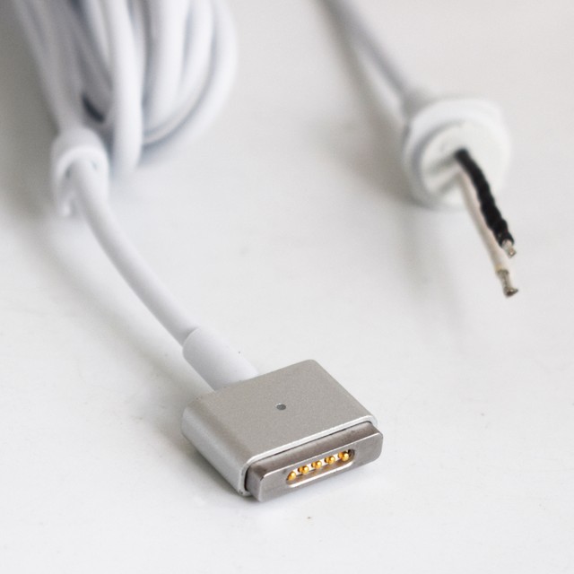 mac replacement cord