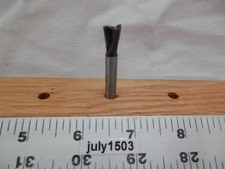 (1) NEW  Grizzly 3/8" D 9° Dovetail Bit Carbide Tipped Router Bit 1/4 Shank g2