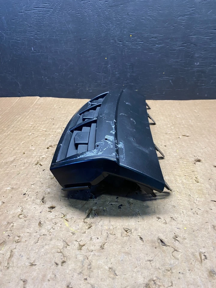 Toyota Prius V 2012 2013 2014 tablero central delantero ventilación de aire G3915 DG1 Foto 4 de 4