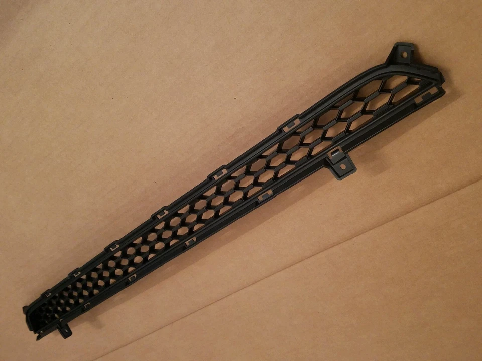 Se adapta a KIA SORENTO 2011-2013 parachoques delantero centro inferior rejilla inserto NUEVO Foto 2 de 4