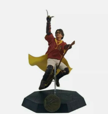 Harry Potter In Quidditch Uniform PVC Figur Ikone Helden 