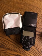 Canon Speedlite 580EX II Shoe Mount Flash for Canon with light diffuser cover