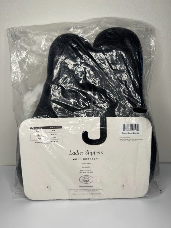 Zapatilla Laura Ashley con espuma viscoelástica negra con piel sintética blanca talla XL Foto 4 de 4