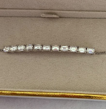 Natural Diamond White Gold Bracelet Emerald Cut VVS / H  2.75 Carat  11 x 0.25ct