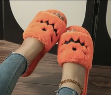 Furry Comfortable Orange Pumpkin Slippers Open Toe Soft Warm Slip On Size 4/5