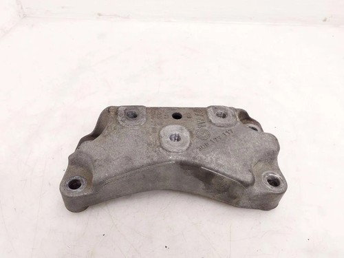 VW PASSAT B7 ALLTRACK 365 Getriebehalter 3Q0199117 1.97 Diesel 103kw 33053860