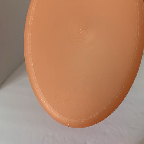 Tupperware Impressionen 2 Quart transparenter orangefarbener Krug mit Wippdeckel - Bild 10 von 10