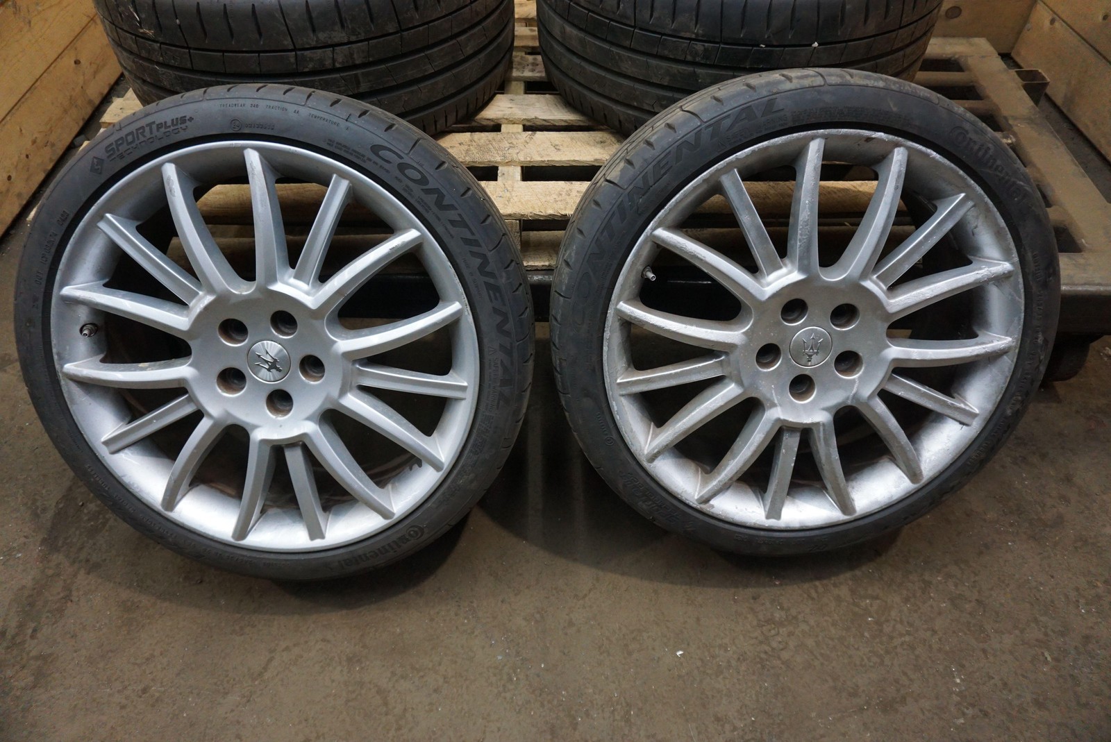 Set Front 20x8.5" & Rear 20x10.5" Wheel 245754 Maserati Granturismo 03-14 *Note