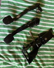 BMW E30 CLUTCH & BRAKE PEDAL BOX ASSEMBLY READY FOR REFURBISHING/REBUILD