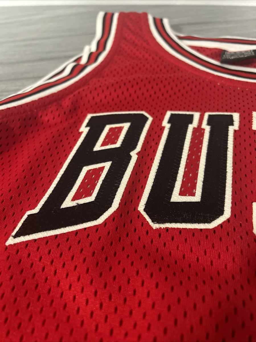 2003-04 GAME USED JERSEY Jamal Crawford Signed Chicago Bulls