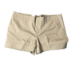 Women's Gap 3  Short Khaki Flat Front Chino Shorts Size 18 - NWT Tan