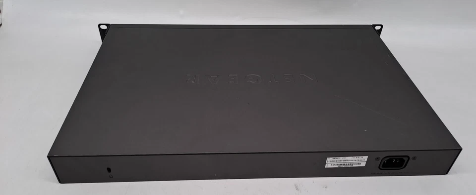 Netgear Prosafe 48 port Gigabit smart switch with POE and 4 SFP Ports GS752TP - Image 2 of 4