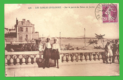 Carte Postale Ancienne Les Sables D'Olonne - Quais - Noir Et Blanc - 1900