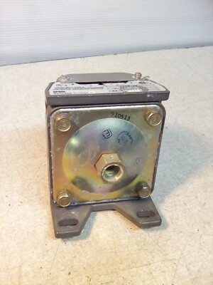 Barksdale Controls IMO CD2H-H2 Dialmatic Pressure Switch .5-36'' (C)