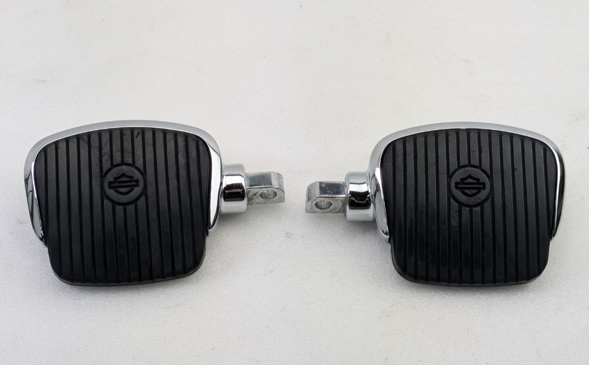 Genuine Harley-Davidson Mini Floorboard Large Foot Pegs L + R