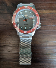 San Martin SNO85G Diver Watch 200m Grey Dial Red Bezel Mesh Bracelet Date