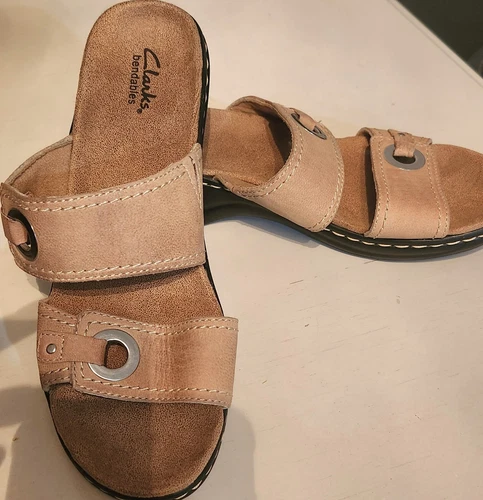 CLARKS Sandali con zeppa Clark pieghevoli in pelle