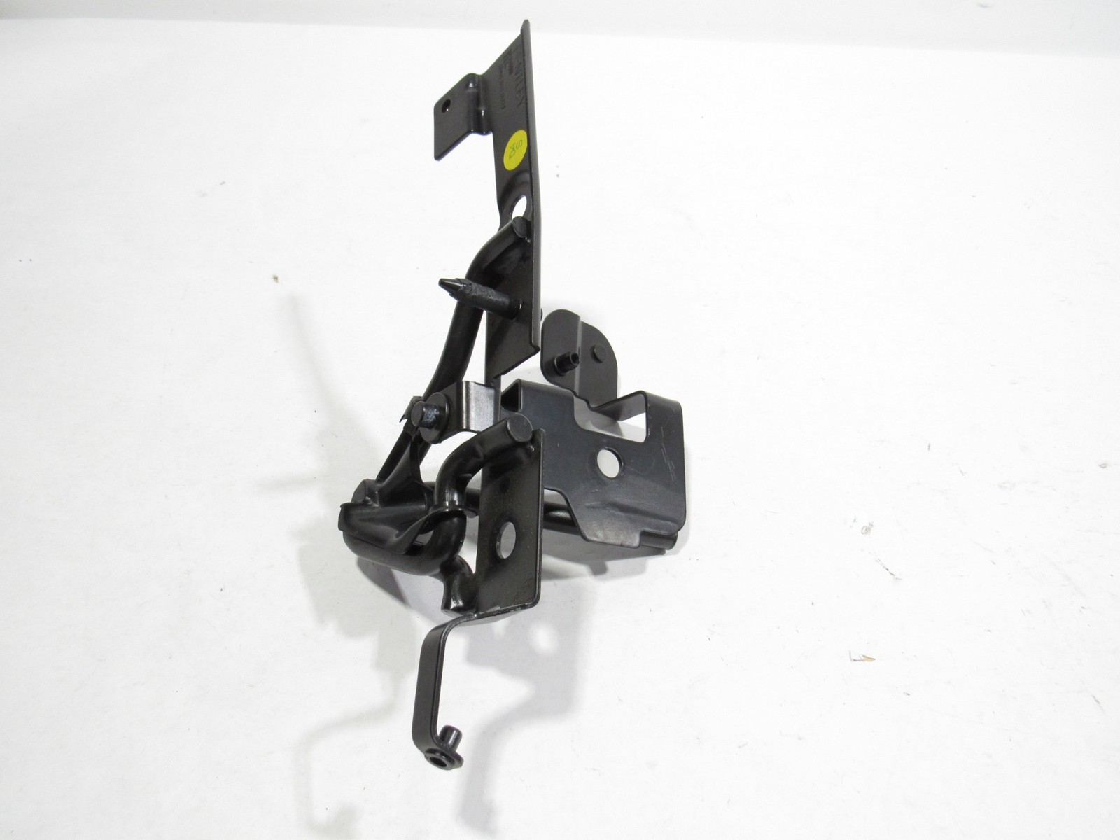 12-18 Bentley Continental GT W12 2015 Rear Left Seat Belt Guide Bracket ;:A