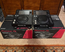 (Pair ) Pioneer XDJ-700  Touch Screen Compact...