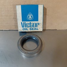 1933-1970 Chevrolet & Pontiac Victor Seal Rea...