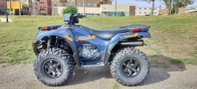 Firecracker Red Kawasaki Brute Force 4-stroke, V-twin, SOHC 749
