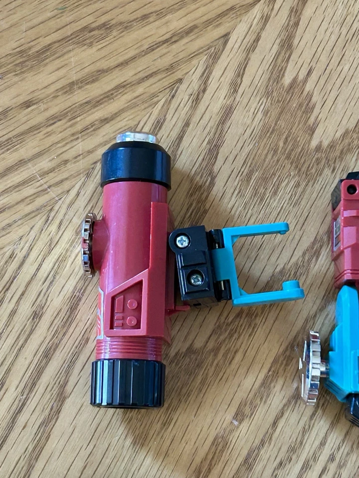 Transformers G1 Scientist Perceptor Microscope Original Takara 100% Complete ‘84 - Image 3 of 4