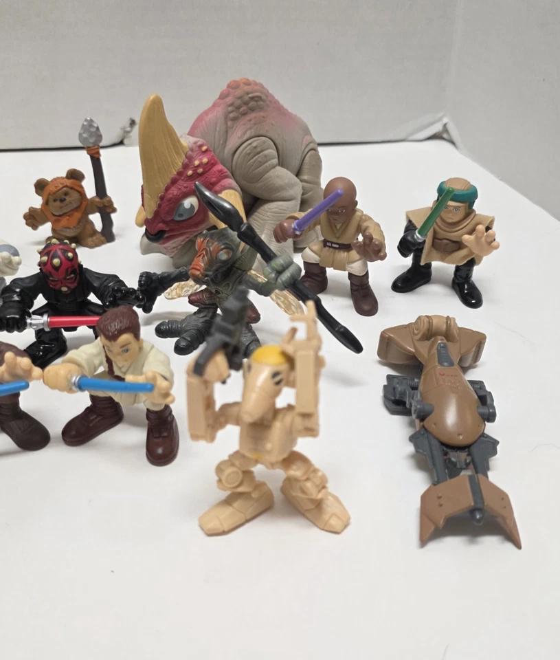 Playskool Star Wars Jedi Force Stompin Wampa y más lote de 16 Foto 4 de 4